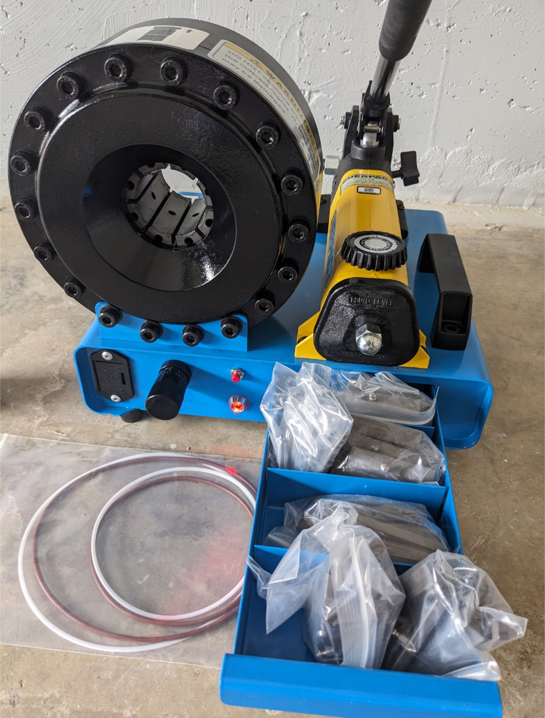 Enerpac Portable Hydraulic Hose Crimper including die sets