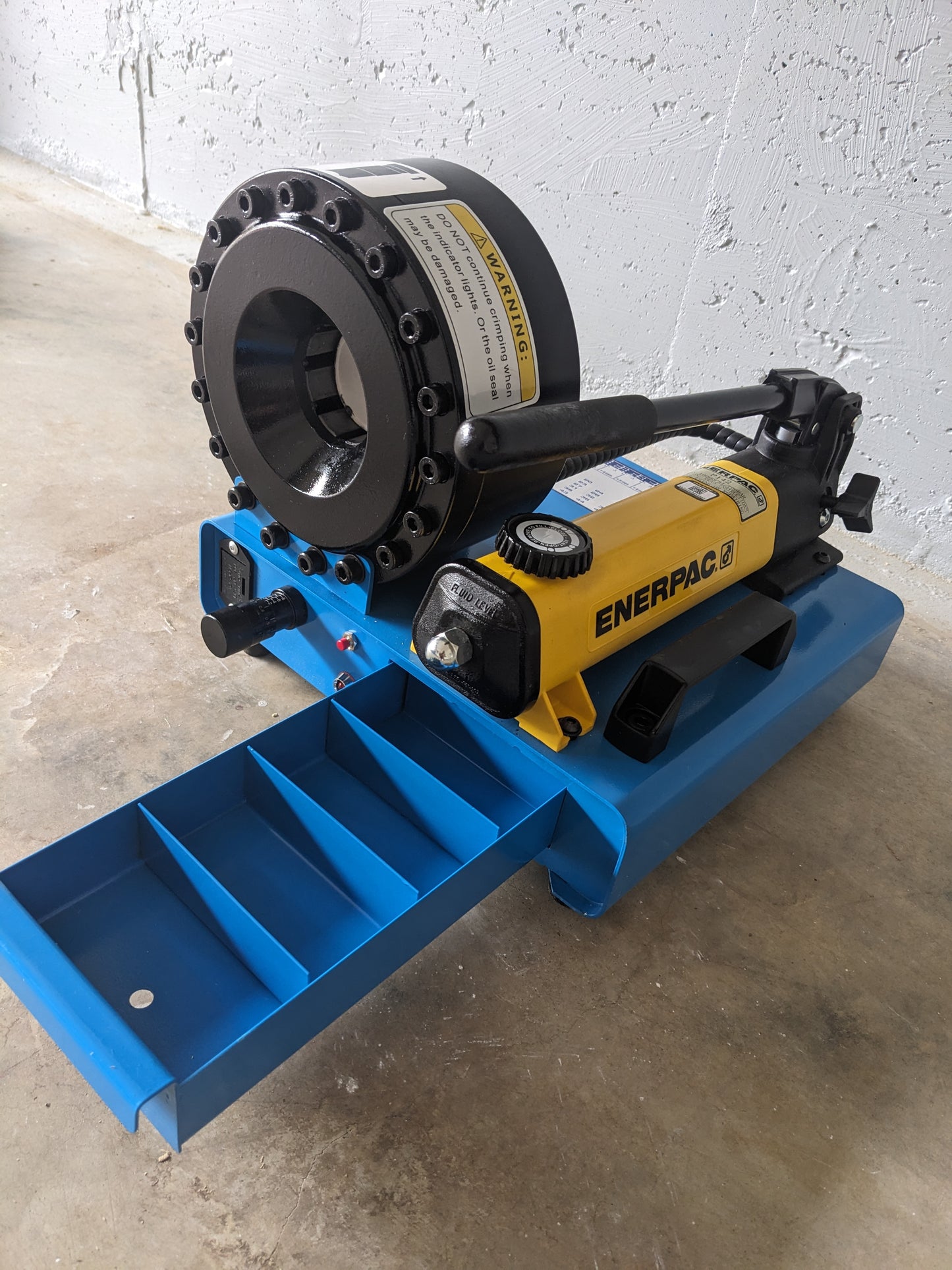 Enerpac Portable Hydraulic Hose Crimper including die sets